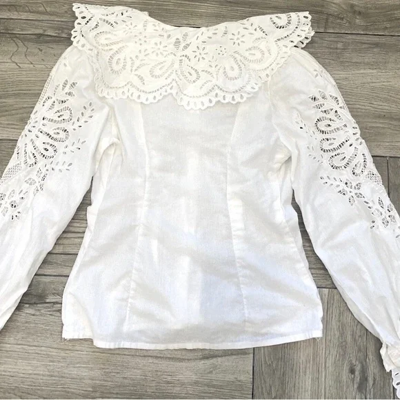 Elegant White Long Sleeve Women's Vintage Blouse (UNIQUE) - Picture 5 of 11